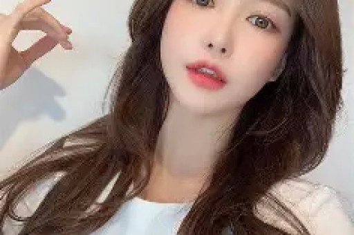 抖音排名第一的网红路子越来越野了