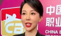 44岁潘晓婷晒旧照惹争议与小21岁台球神童互动甜蜜网友：这才是神仙爱情！